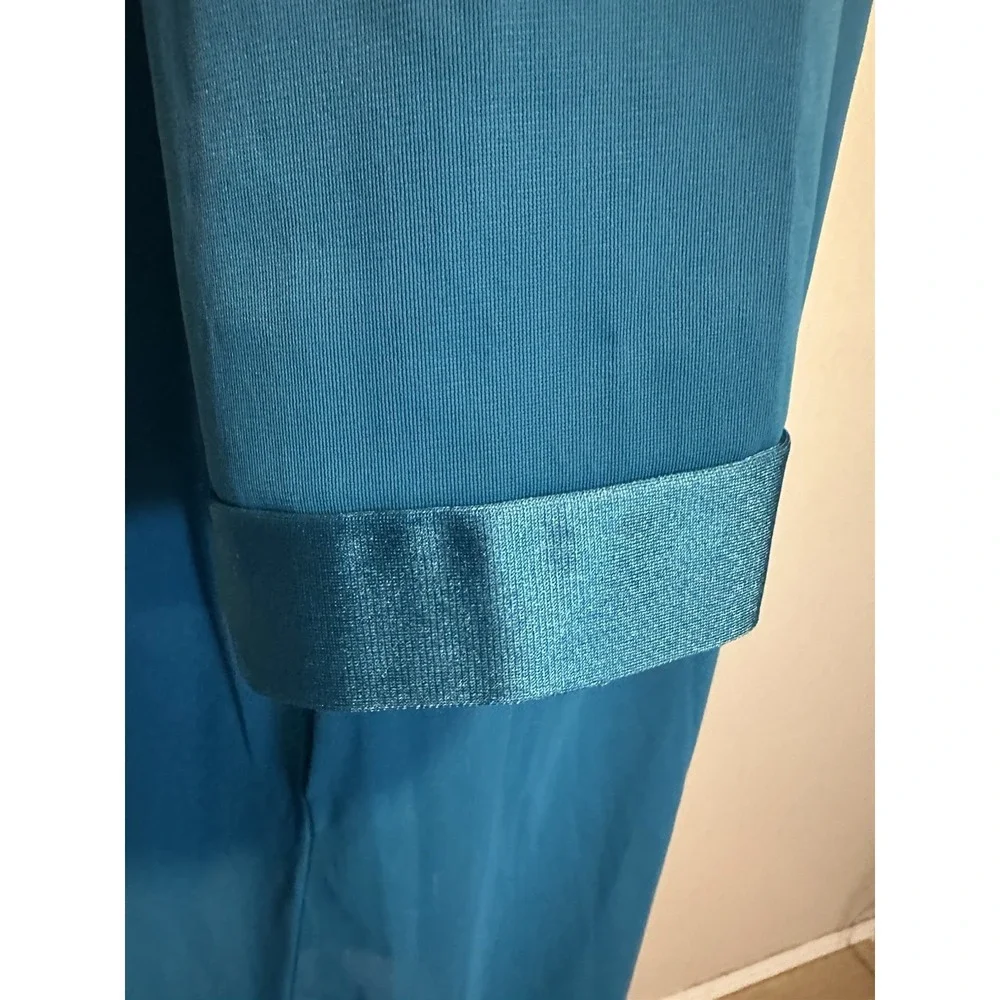 Vanity Fair Blue Gown Robe Nylon Lace Trim Nightgown Vintage Lingerie Peignoir M